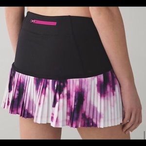 Lululemon Sweet Pleat Skirt- Blooming Pixie, Sz 6, no tags